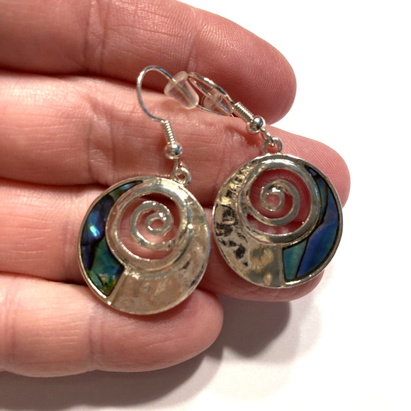 Beachy Pierced Earrings Drop & Dangle Wires Silver & Green Blue Abalone Shell - Picture 3 of 6